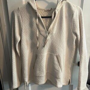 Faherty Woven Poncho in Cream